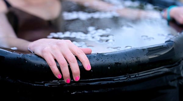 Cold Water Therapy in January: Why Consistency Matters More Than Extremes